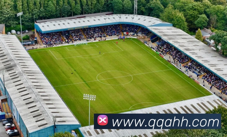 利物浦英超夺冠后阵容调整与下季争冠关键点及战术看点解析